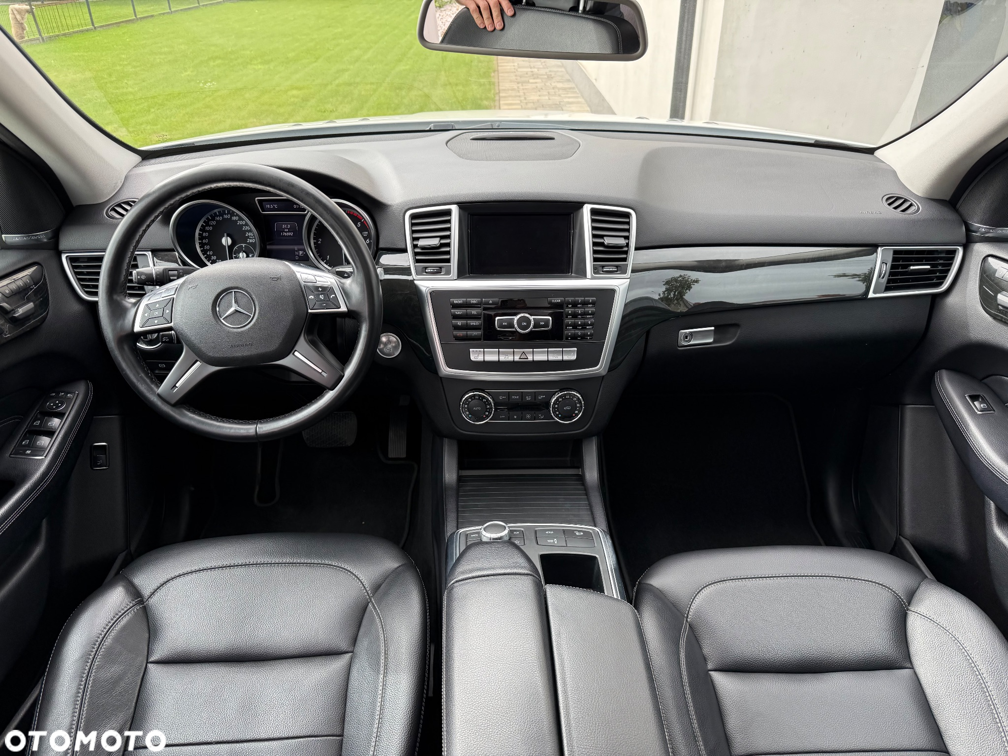 Mercedes-Benz ML 350 BlueTEC 4MATIC 7G-TRONIC - 38