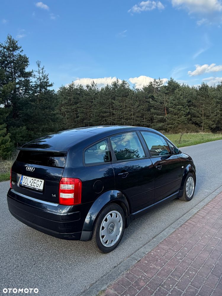 Audi A2 1.4 - 4