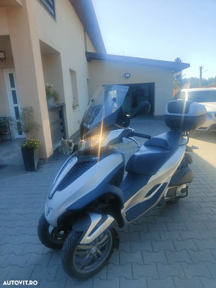 Piaggio MP3 300 HPE - 1