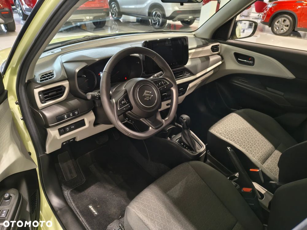 Suzuki Swift 1.2 Dualjet SHVS Premium Plus CVT - 13