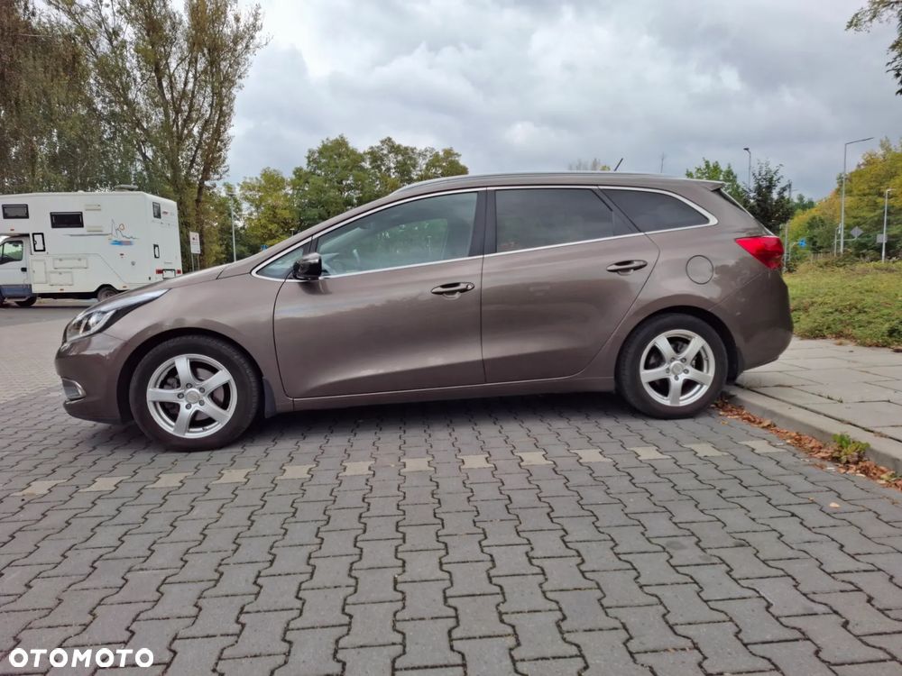 Kia Ceed 2014 photo 5