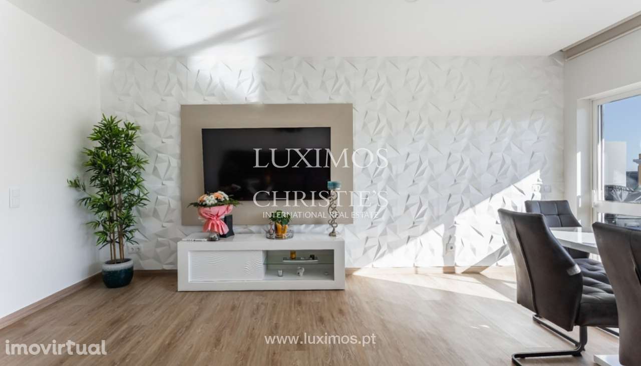 Apartamento T3 remodelado, para venda em Lagos, Algarve - Grande imagem: 3/26