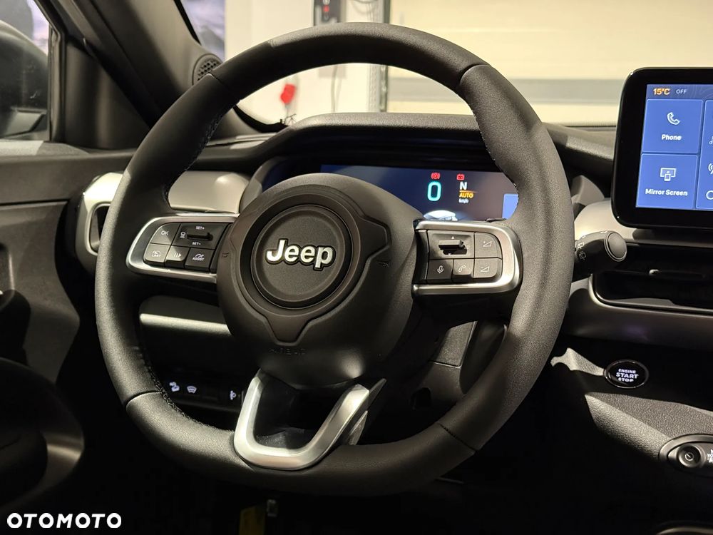 Jeep Avenger 1.2 T3 mHEV Upland 4xe eDCT6 - 11