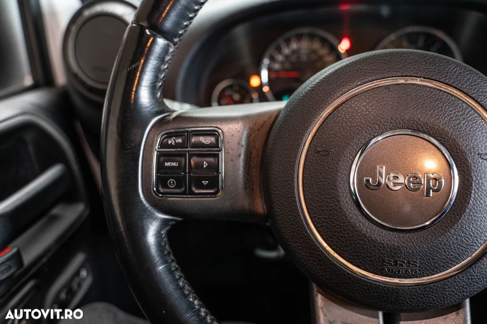 Jeep Wrangler - 21