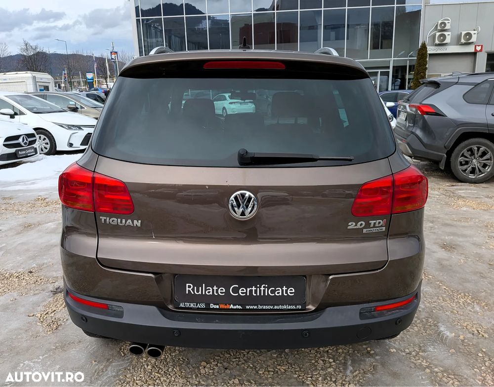 Volkswagen Tiguan 2.0 TDI DPF 4Motion BlueMotion Technology DSG Sport & Style - 6