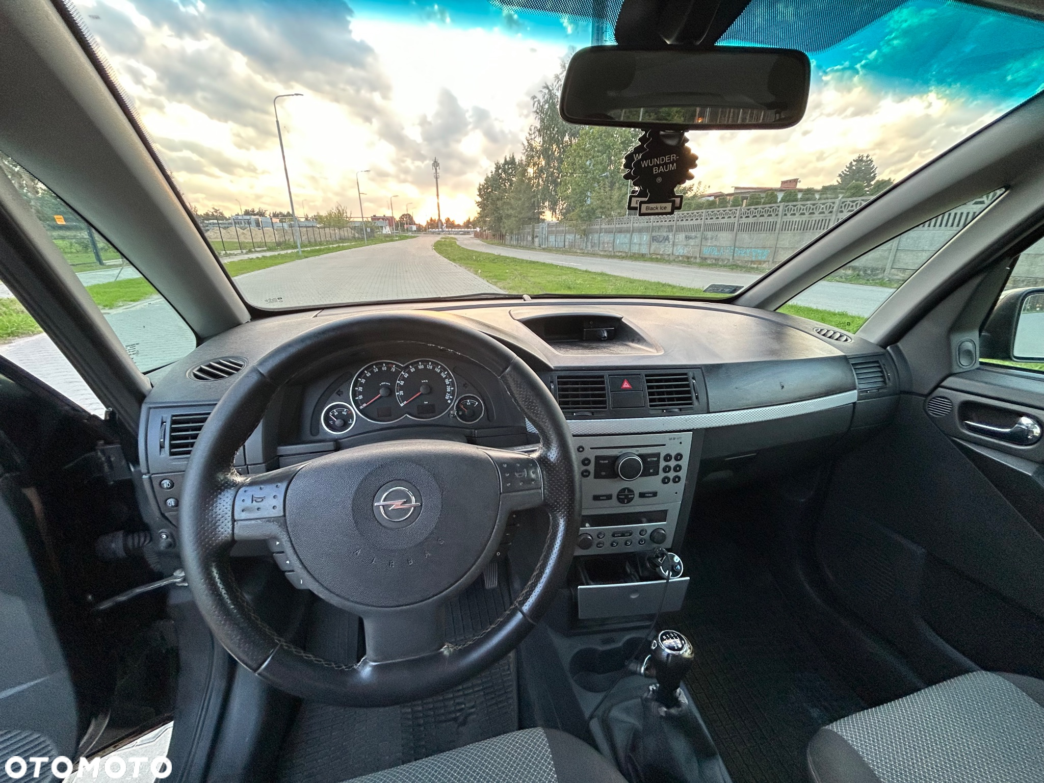 Opel Meriva 1.6 16V - 8