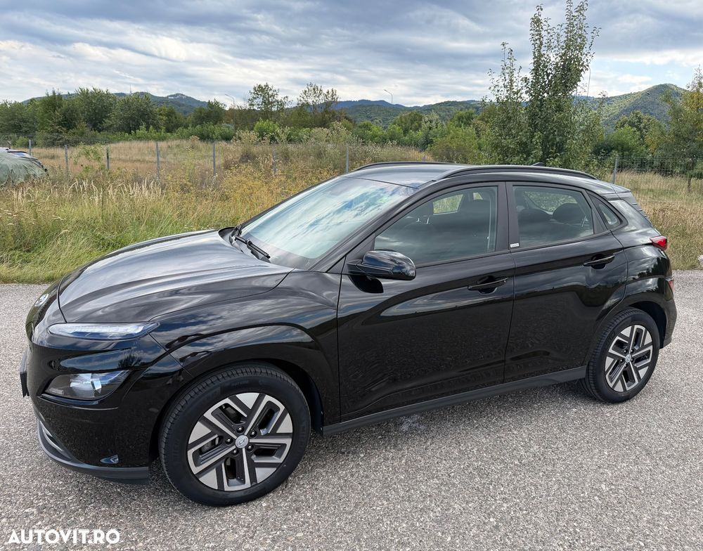 Hyundai KONA - 1