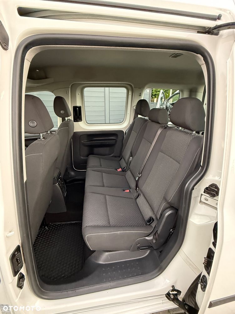 Volkswagen Caddy 2.0 TDI Comfortline - 12