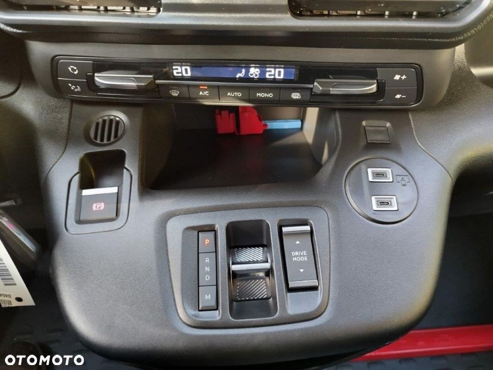 Citroën BERLINGO VAN - 21