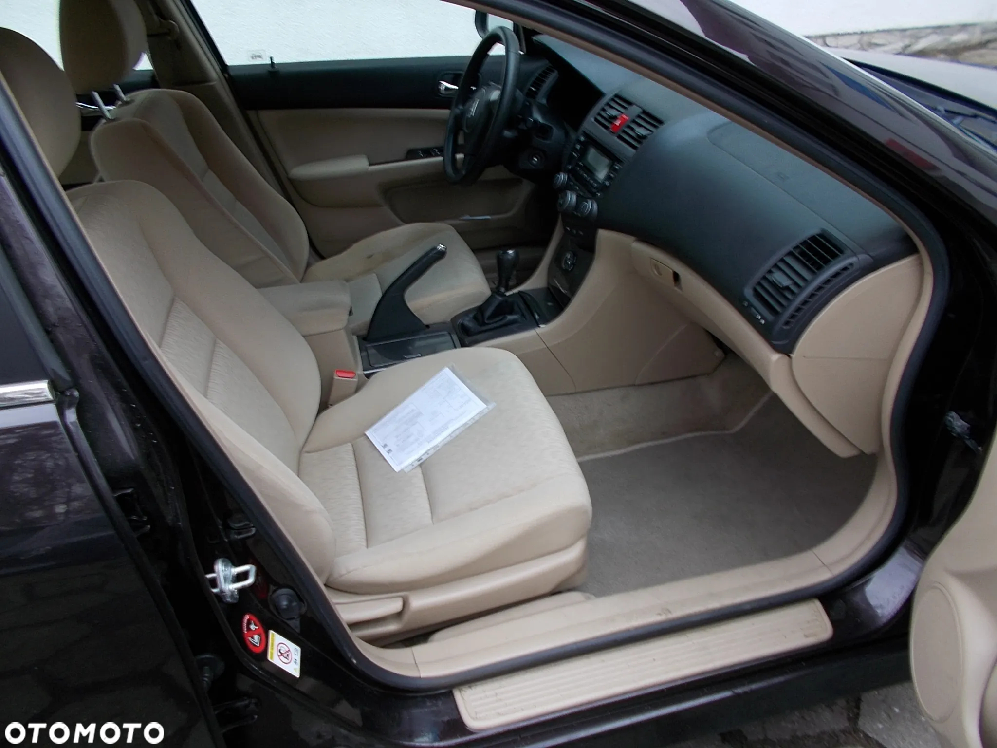 Honda Accord 2.0 Comfort - 13