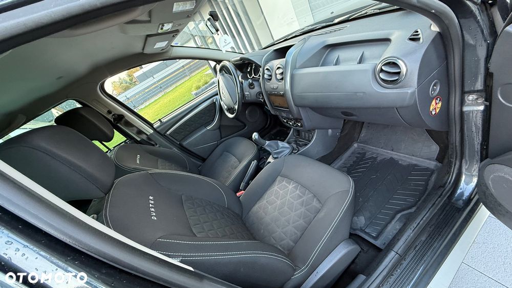 Dacia Duster 1.6 Laureate - 8