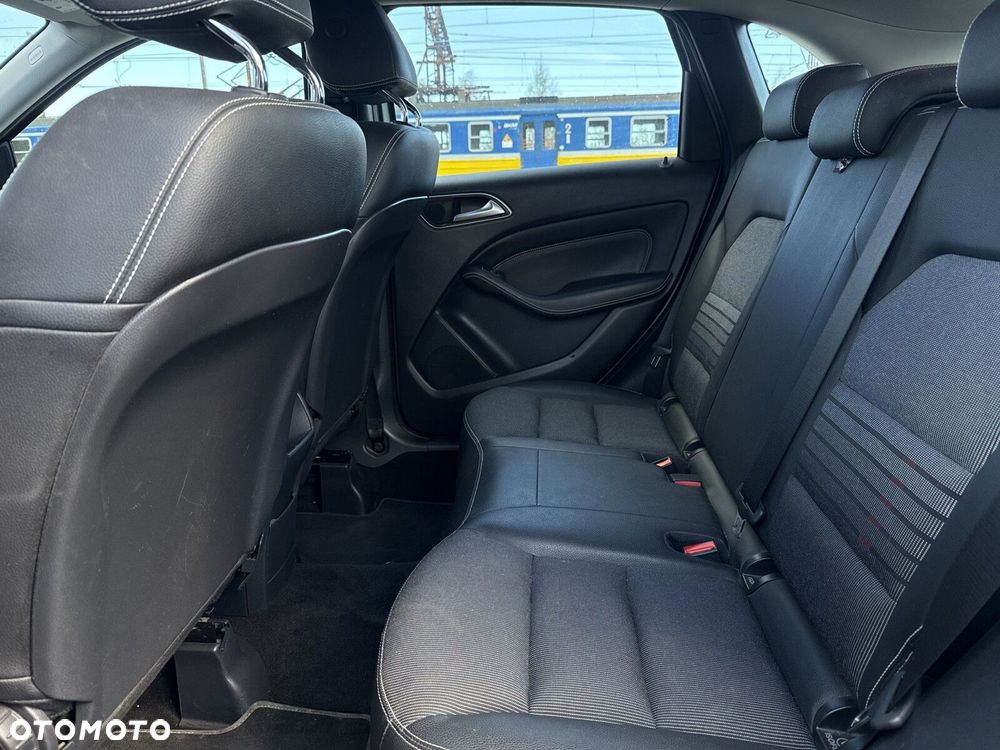 Mercedes-Benz Klasa B - 23