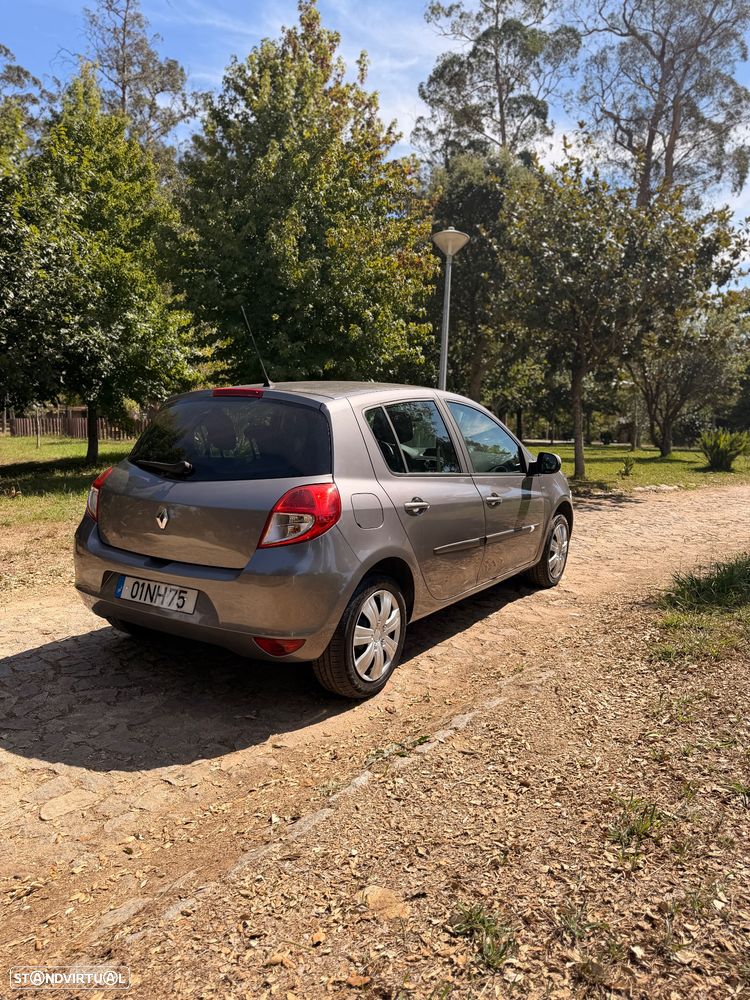 Renault Clio 1.5 dCi Confort 89g - 6
