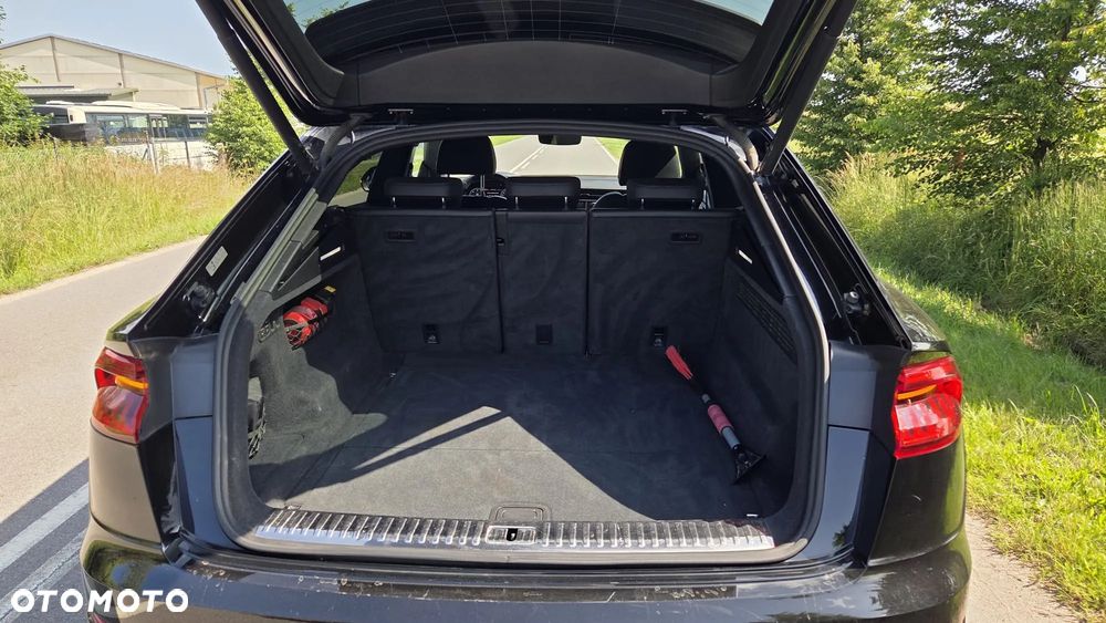 Audi Q8 - 8