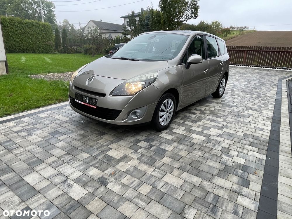 Renault Scenic - 2