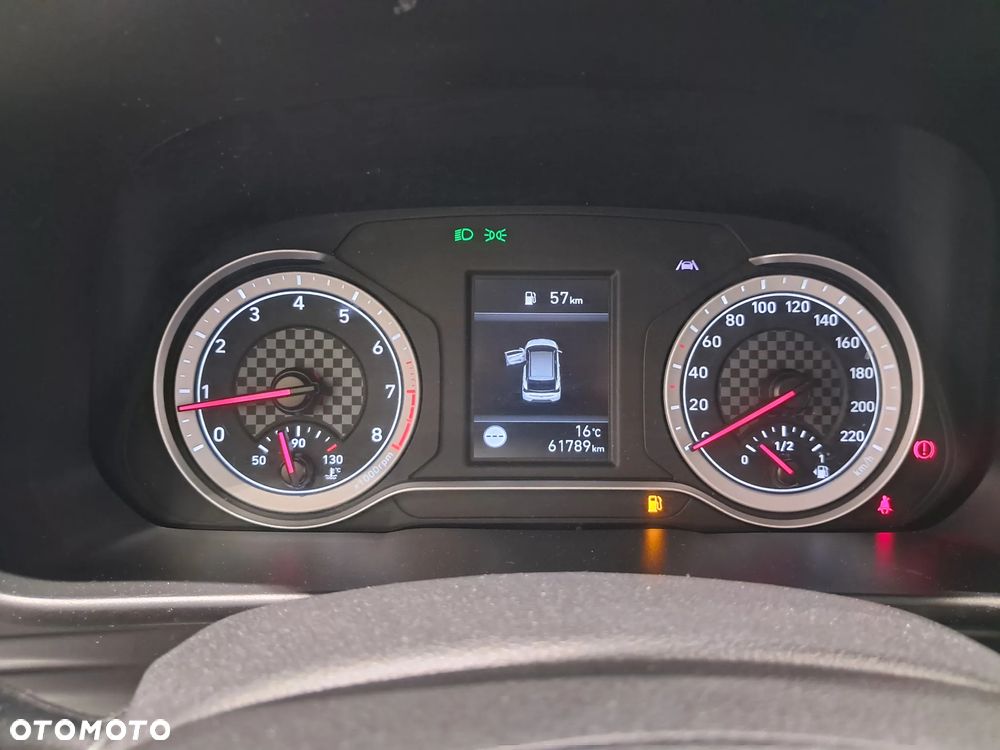 Hyundai i20 1.2 Pure - 13