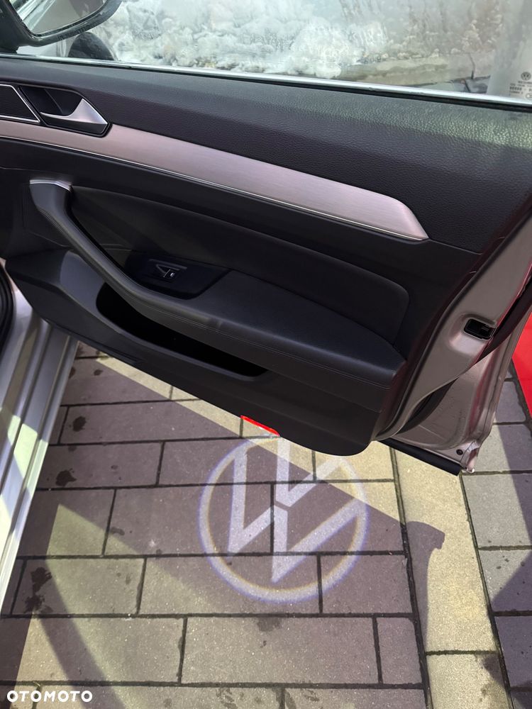 Volkswagen Passat 2.0 TDI SCR (BlueMotion Tech) 4Motion D Highline - 7