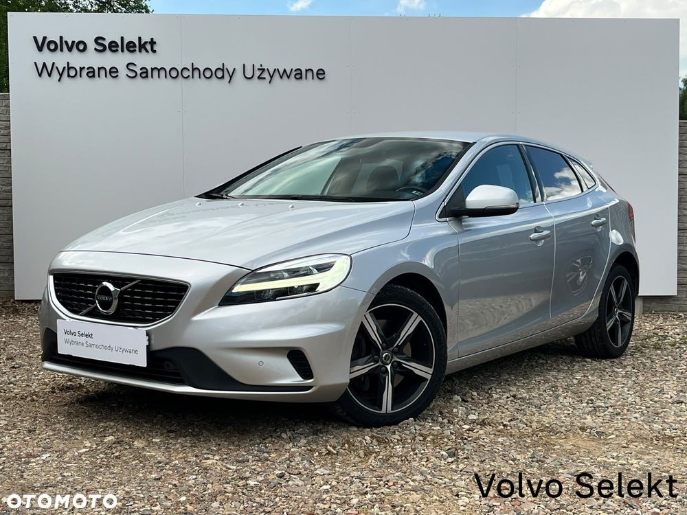 Volvo V40 - 2