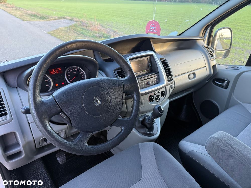 Renault Trafic - 29