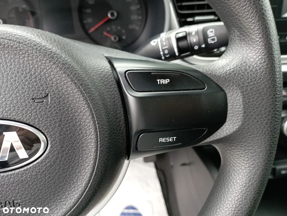 Kia Rio - 27