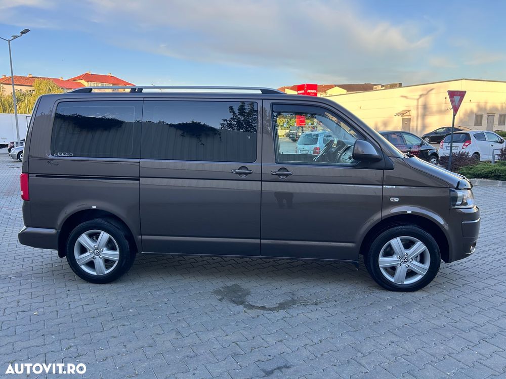 Volkswagen Caravelle - 3