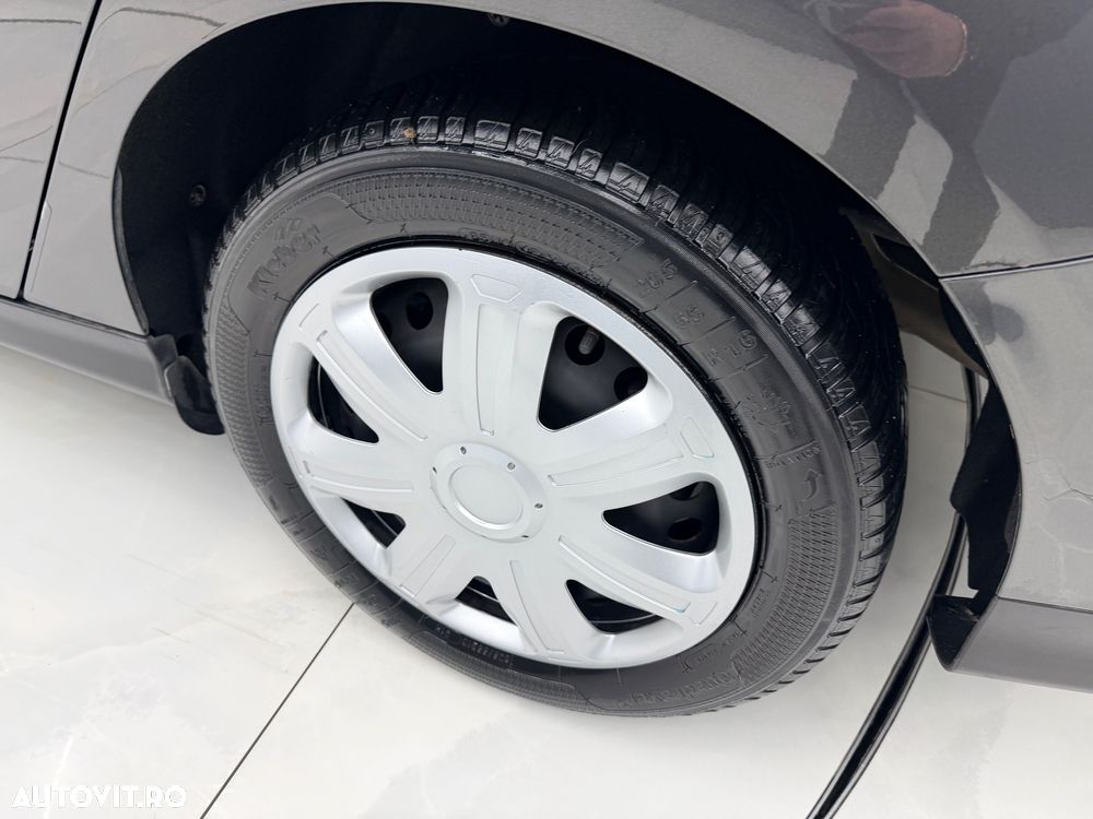 Ford Focus Turnier 1.6 TDCi DPF Start-Stopp-System Trend - 15