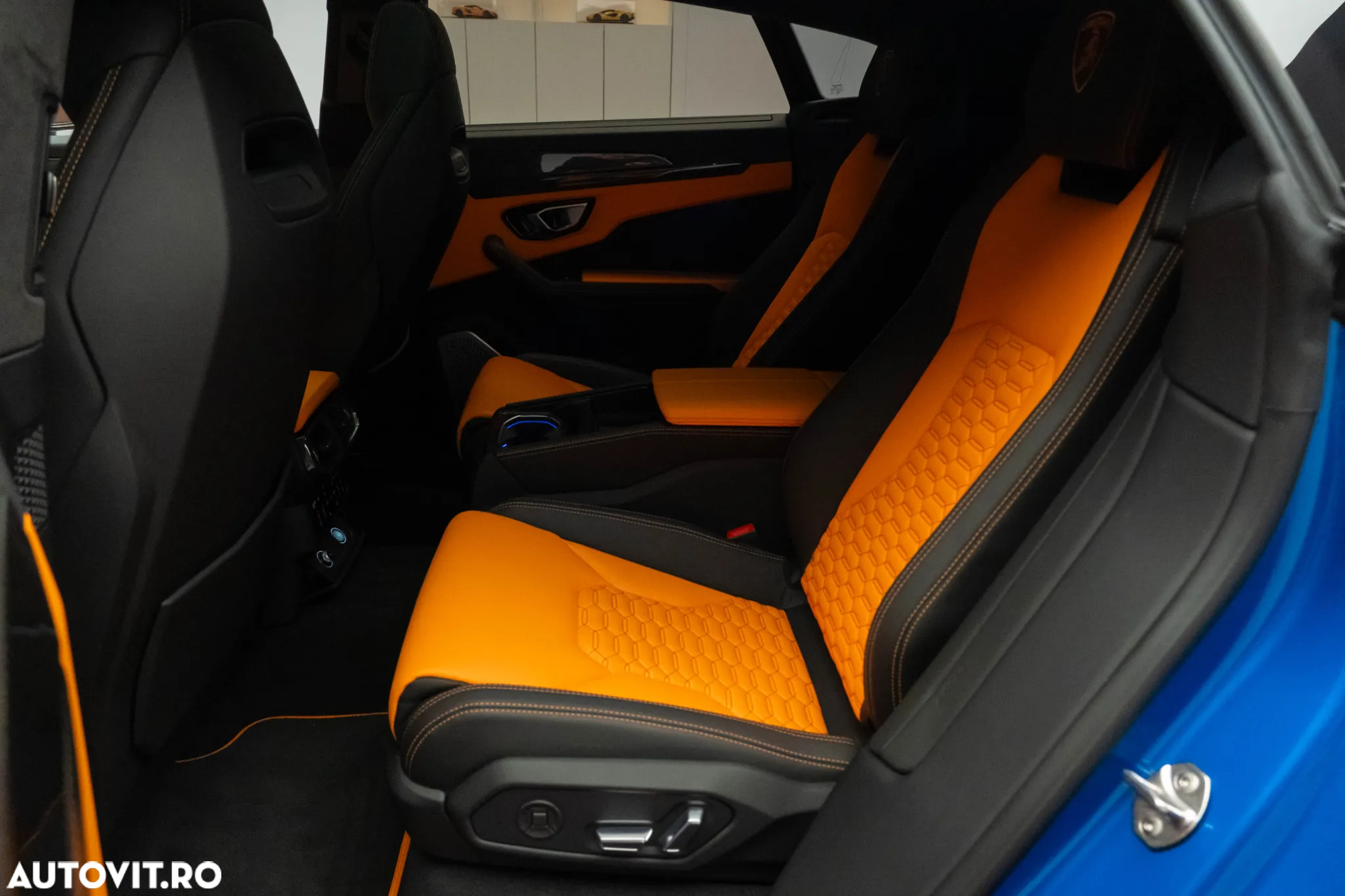 Lamborghini URUS - 25