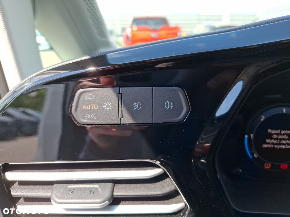 Ford Transit Connect - 21