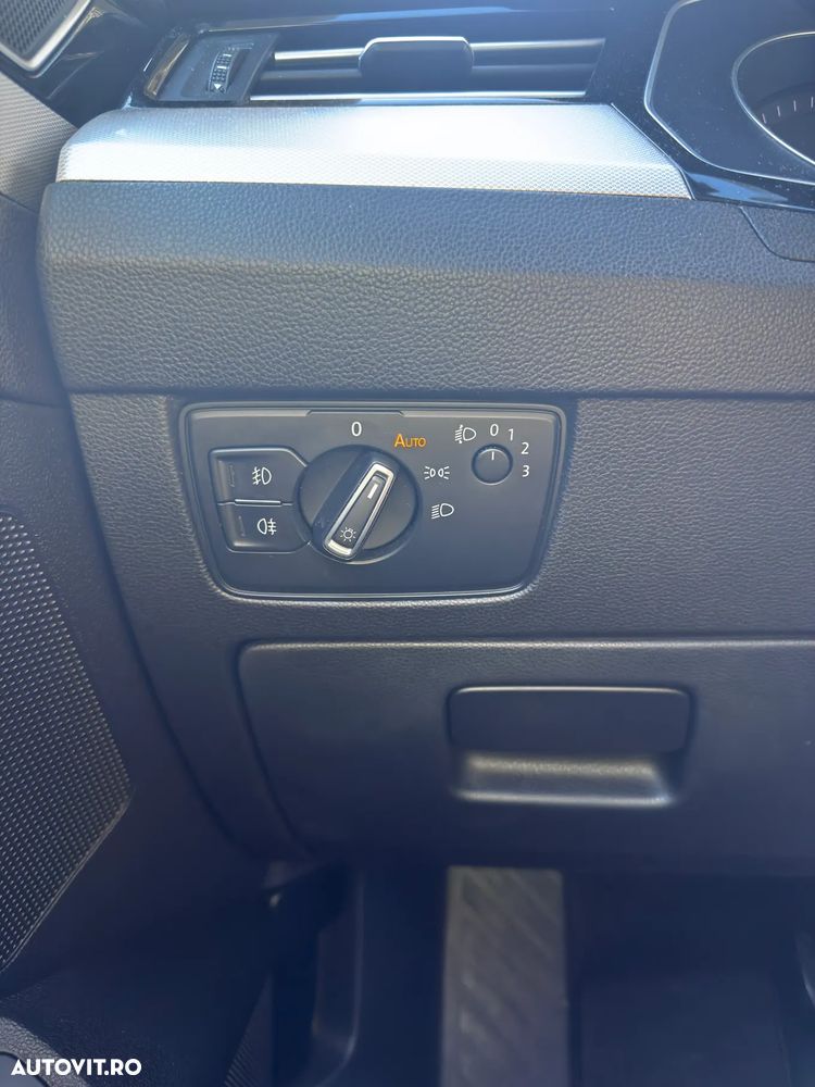 Volkswagen Passat - 2