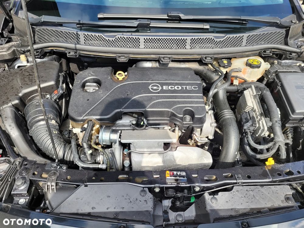 Opel Astra 1.4 Turbo Active - 26