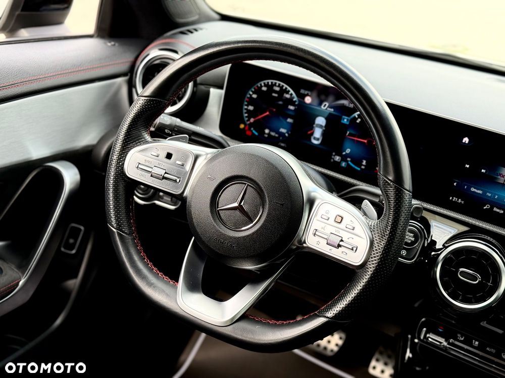 Mercedes-Benz CLA 180 d 7G-DCT AMG Line - 32