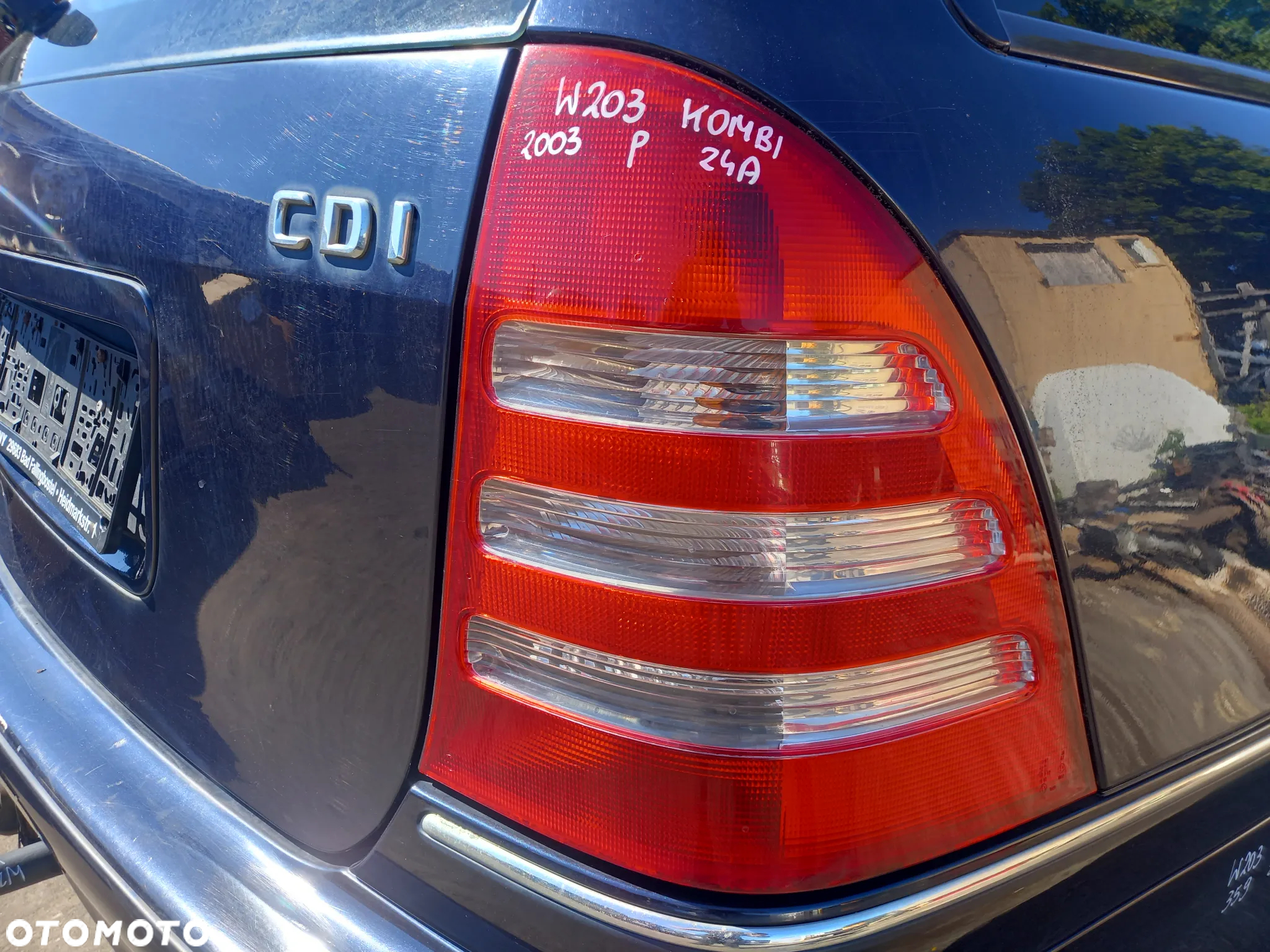MERCEDES C W203 LAMPA PRAWY TYŁ PRAWA TYLNA KOMBI - 2