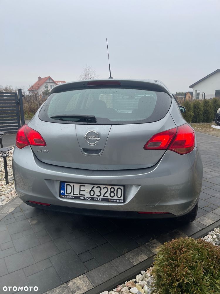Opel Astra 1.6 Color Edition - 6