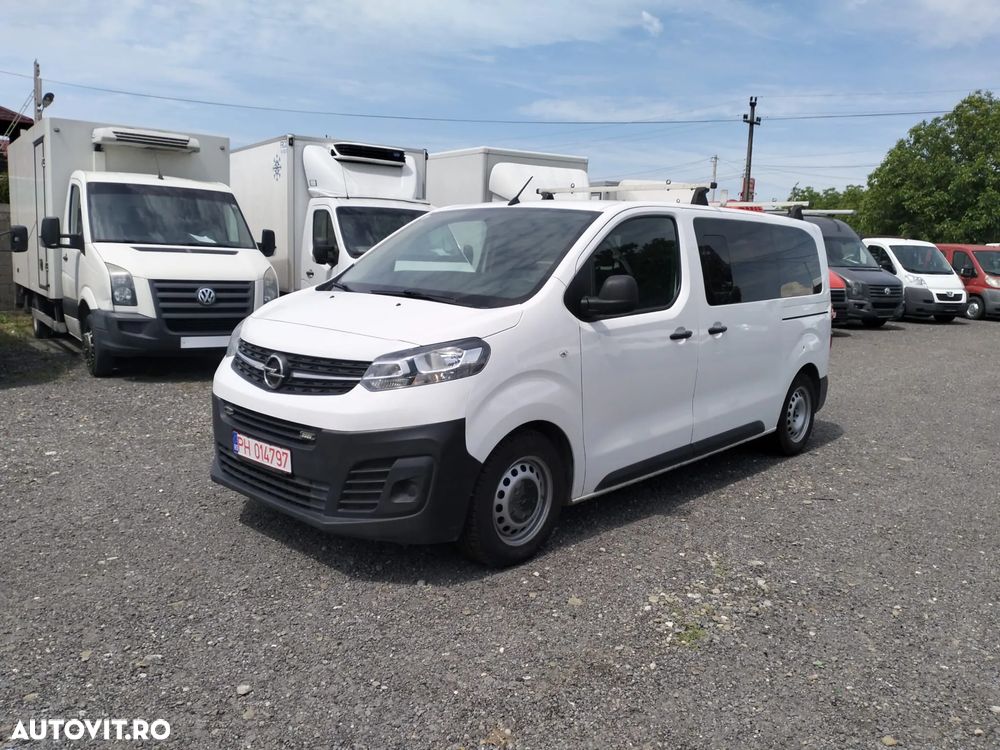 Opel Vivaro - 1