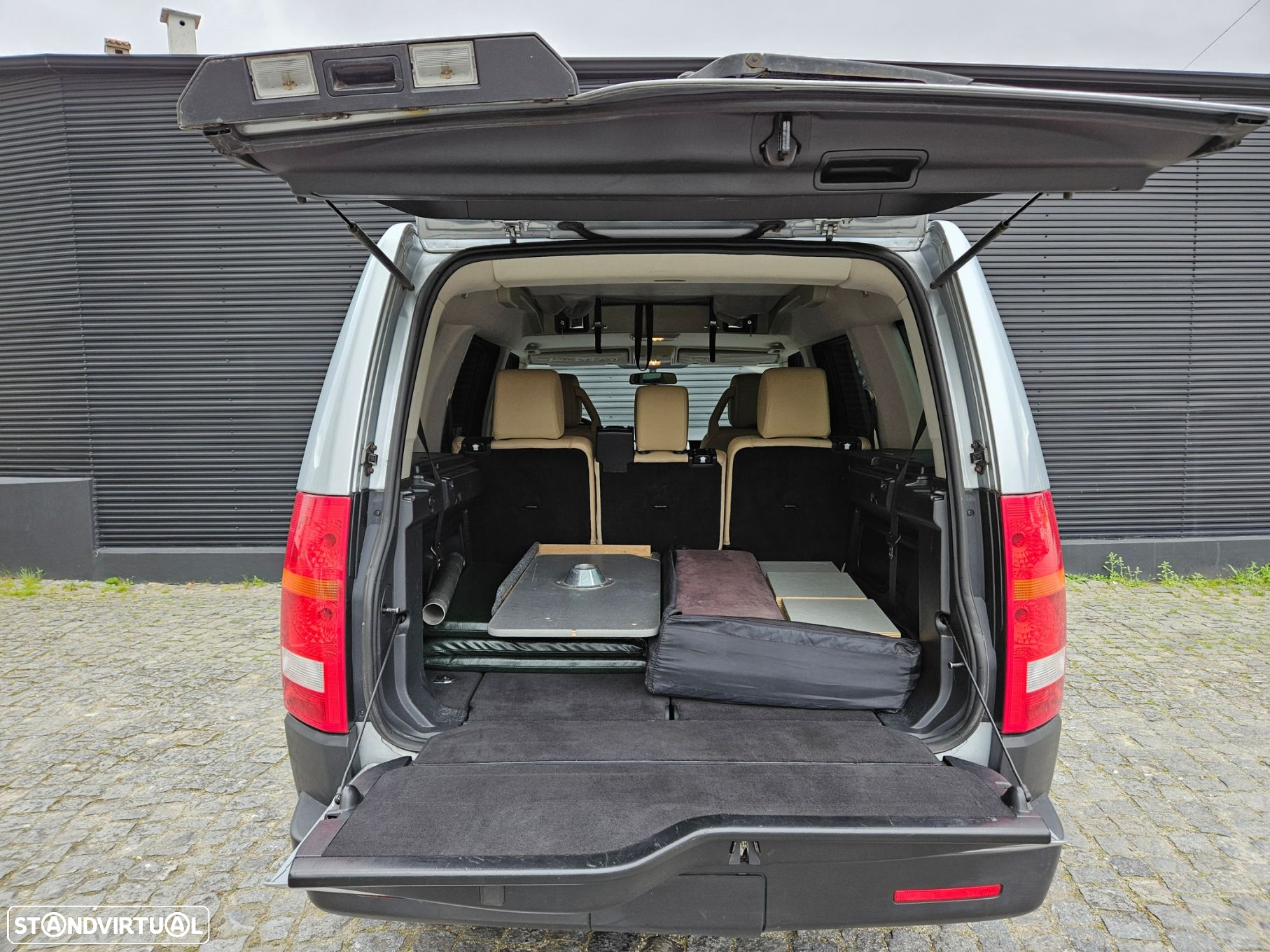 Land Rover Discovery - 17