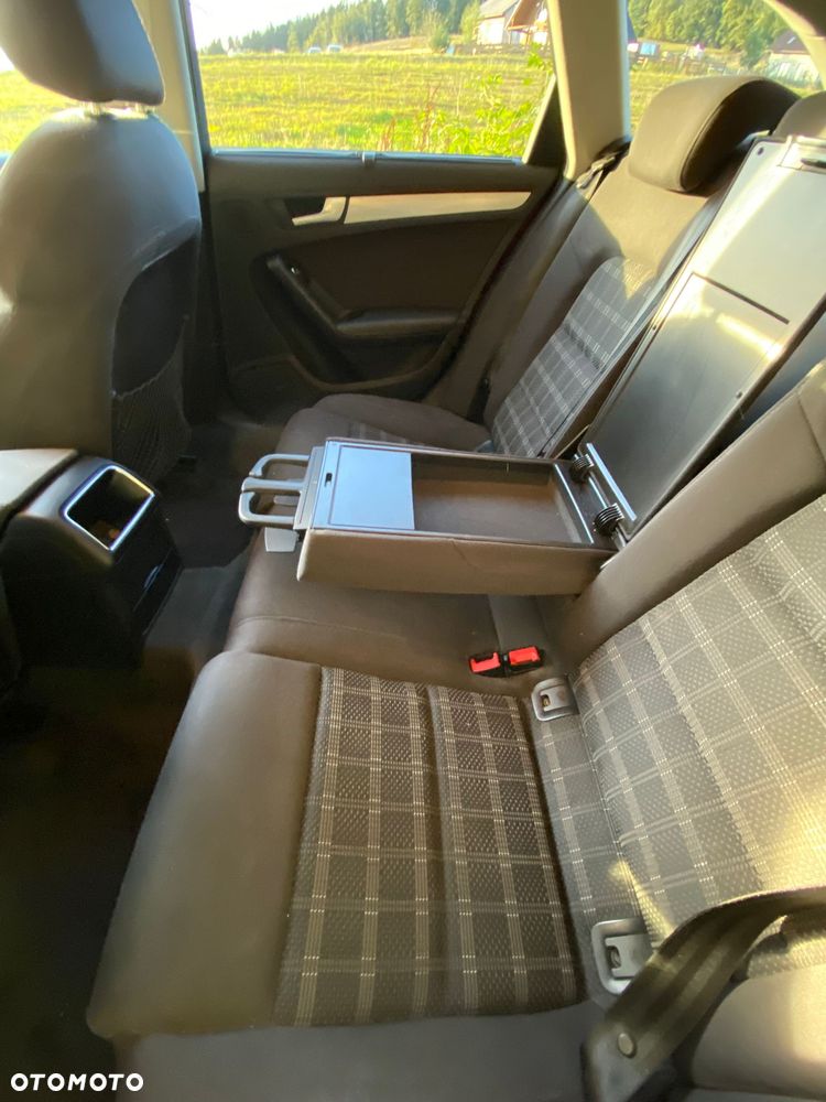 Audi A4 Avant 2.0 TDI DPF Ambiente - 5