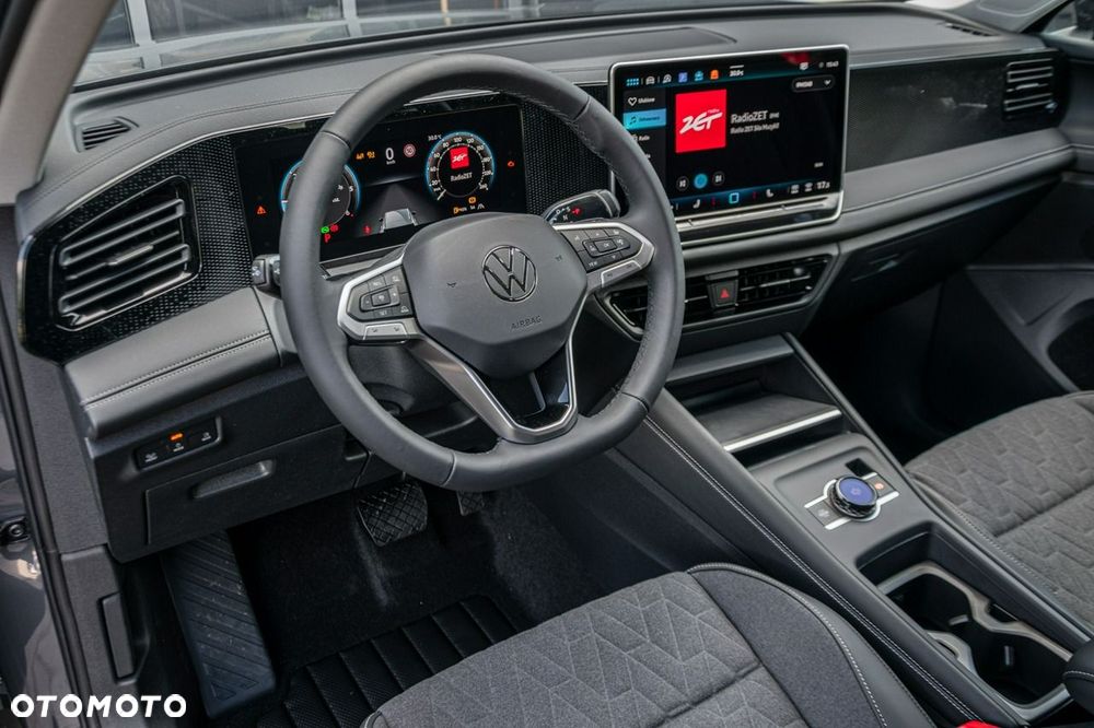 Volkswagen Tiguan - 11