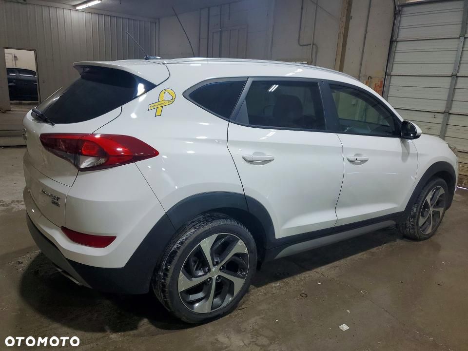Hyundai Tucson - 3