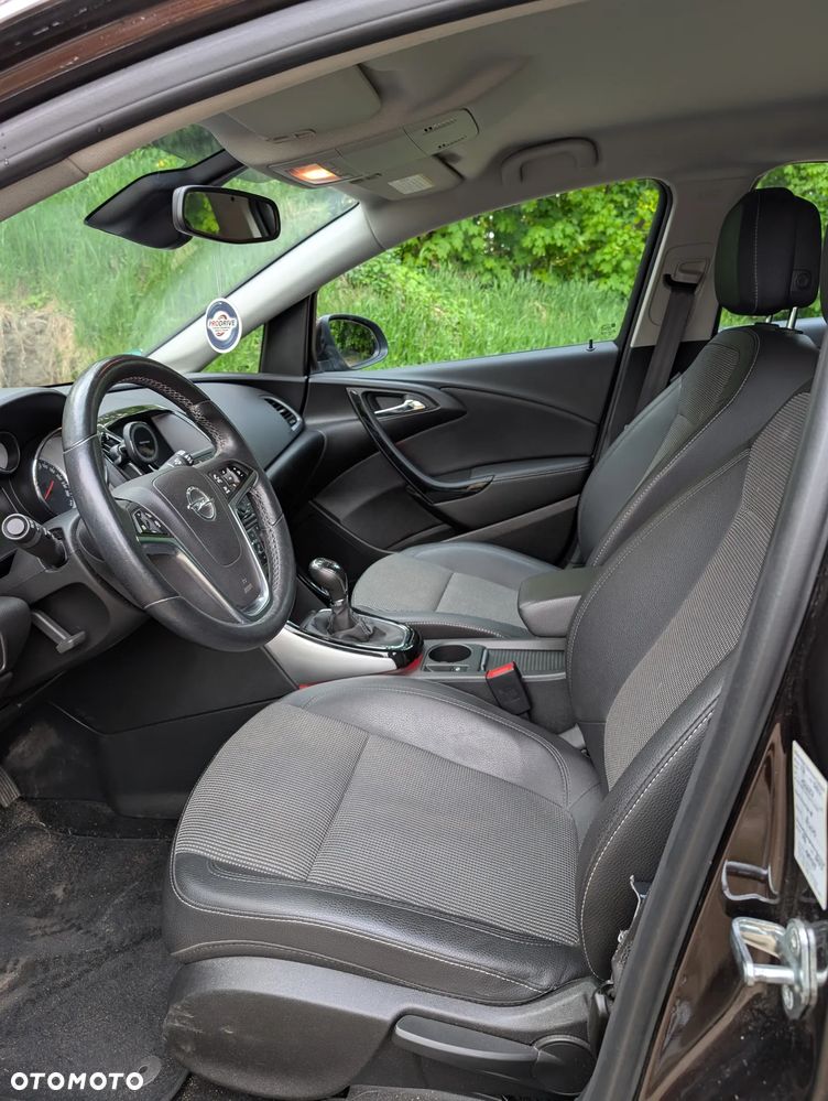 Opel Astra 1.4 Turbo Cosmo - 8