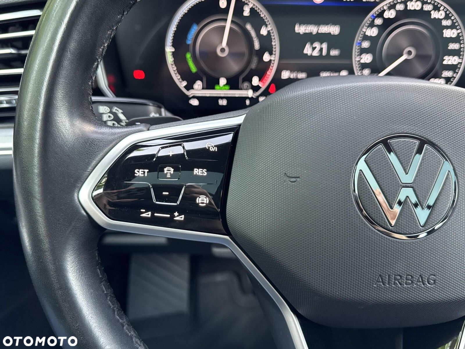 Volkswagen Touareg - 17