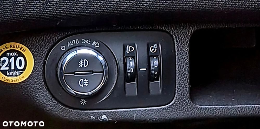 Opel Meriva 1.4 T Cosmo - 23