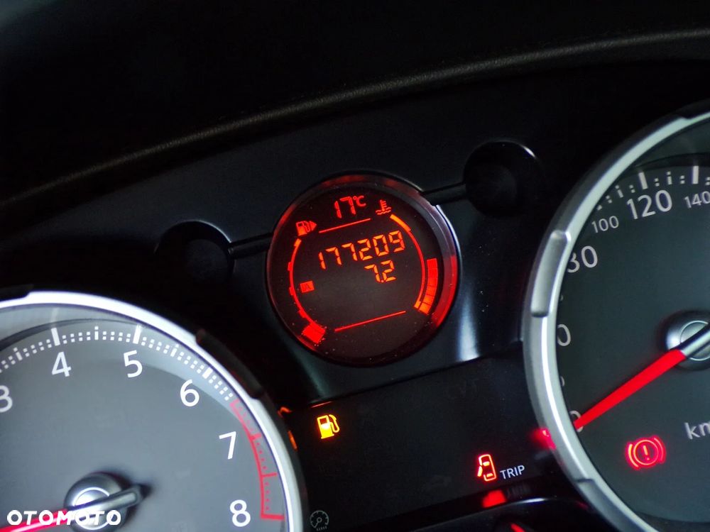 Nissan Qashqai+2 2.0 I-Way - 18