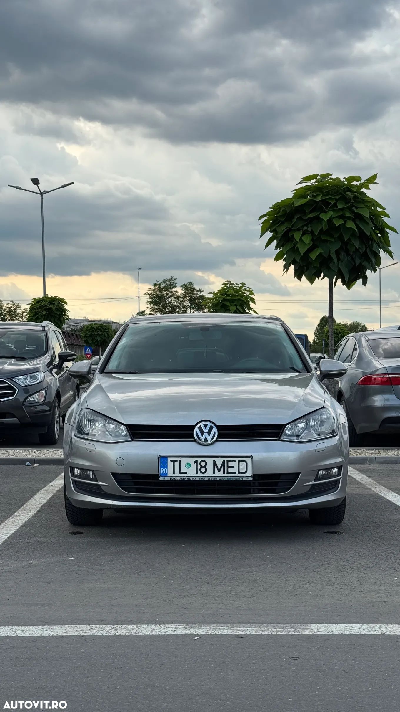 Volkswagen Golf 1.6 TDI BlueMotion Technology DPF Comfortline DSG - 1