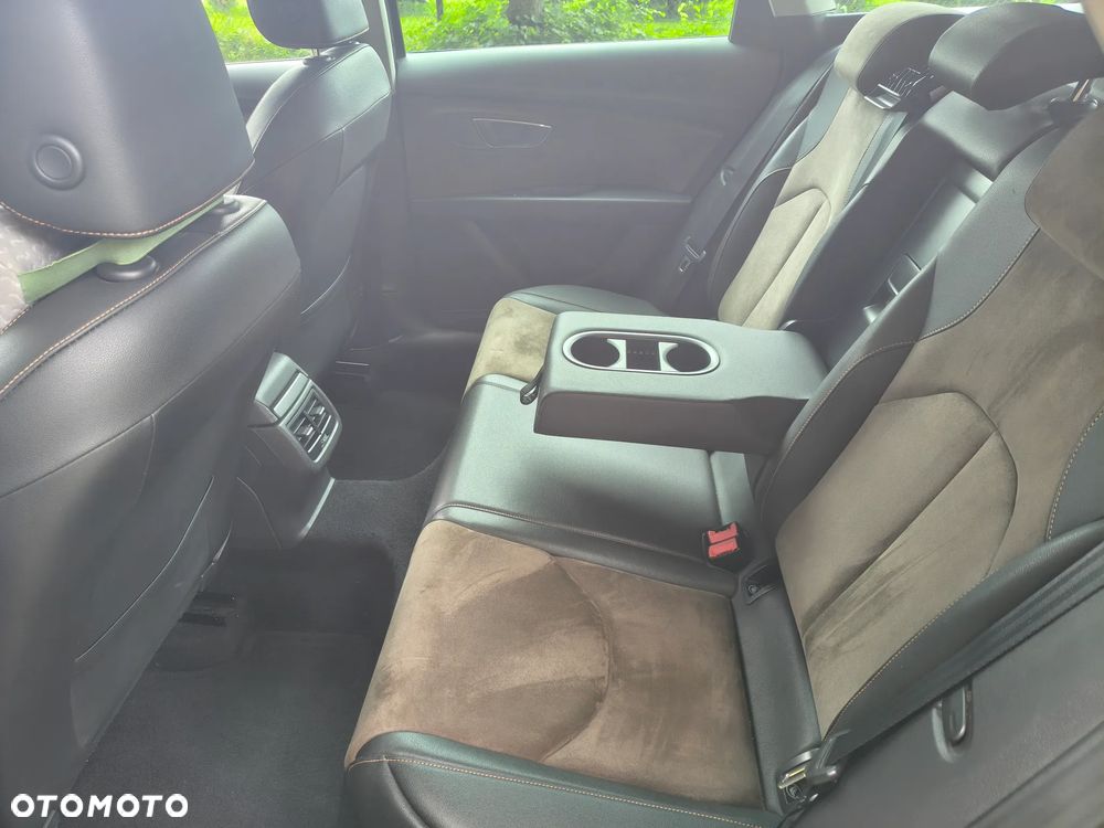 Seat Leon 2.0 TDI Xcellence S&S - 11