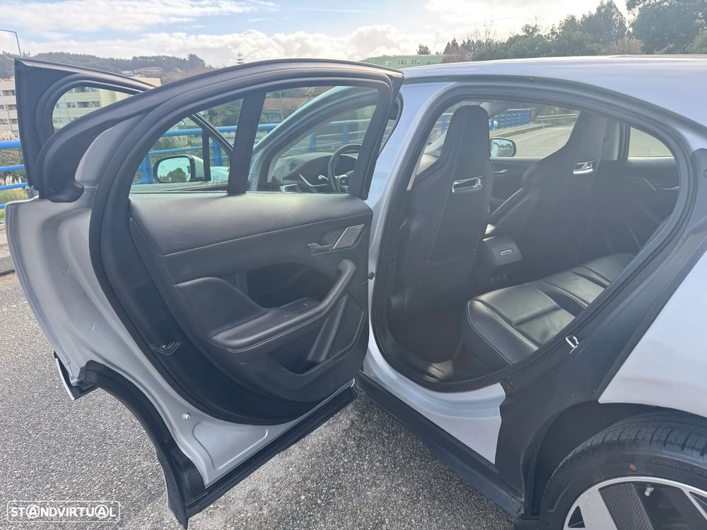 Jaguar I-Pace EV400 AWD R-DYNAMIC HSE - 23