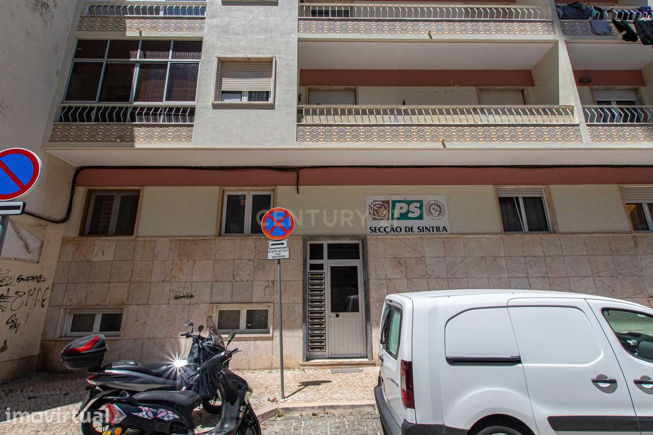 Apartamento T2 Renovado com Amplo Quintal em Sintra - Grande imagem: 4/19