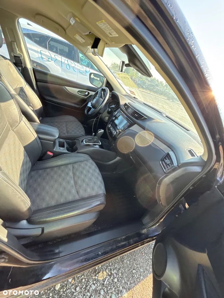 Nissan Rogue - 11