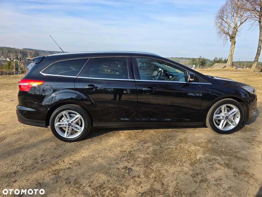 Ford Focus 1.0 EcoBoost STart-Stopp-System TITANIUM - 38