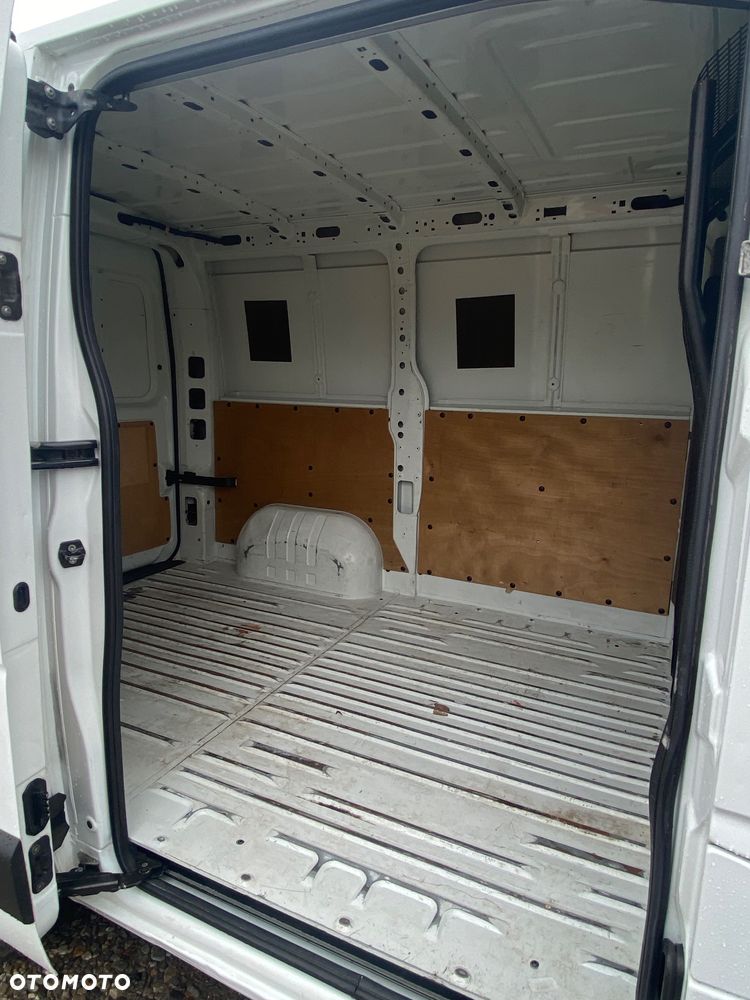 Renault Master - 15