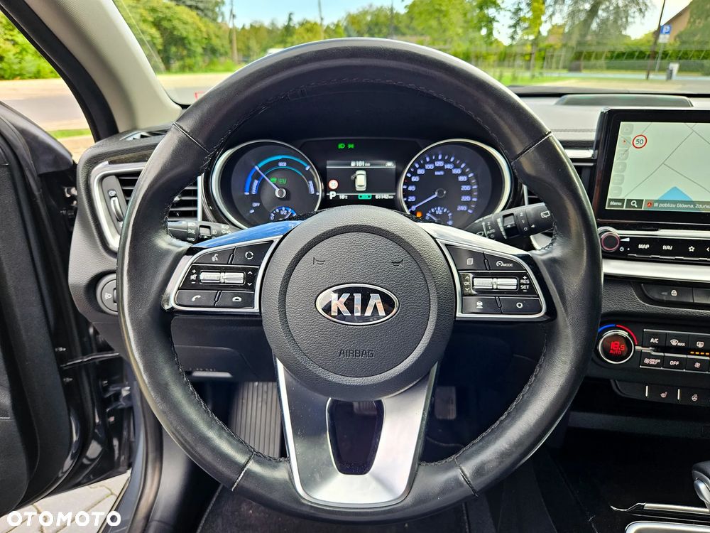 Kia Ceed SW 1.6 GDI DCT OPF Plug-in-Hybrid Spirit - 29